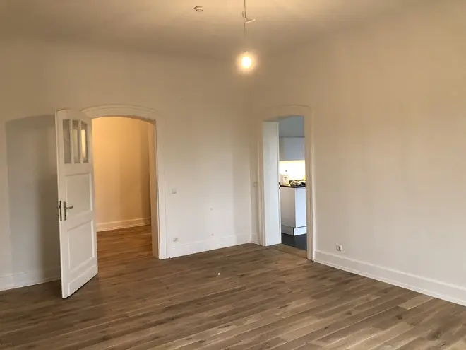 2 Zimmer Wohnung mit 80 m² in Köln – Bild 2