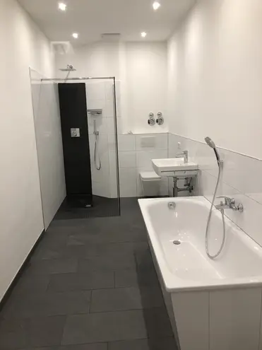 2 Zimmer Wohnung mit 80 m² in Köln – Bild 6
