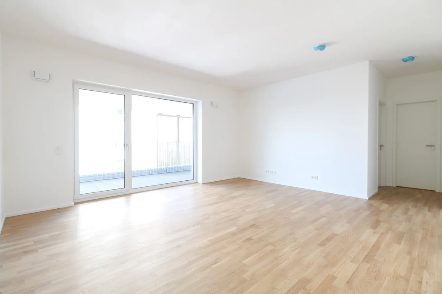 2 Zimmer Wohnung mit 70 m² in Frankfurt am Main – Bild 1