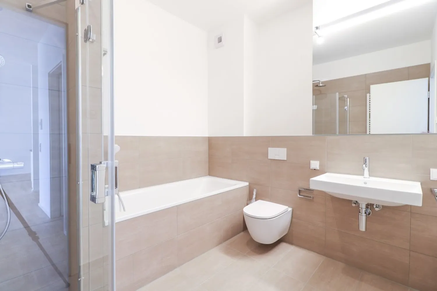 2 Zimmer Wohnung mit 70 m² in Frankfurt am Main – Bild 6