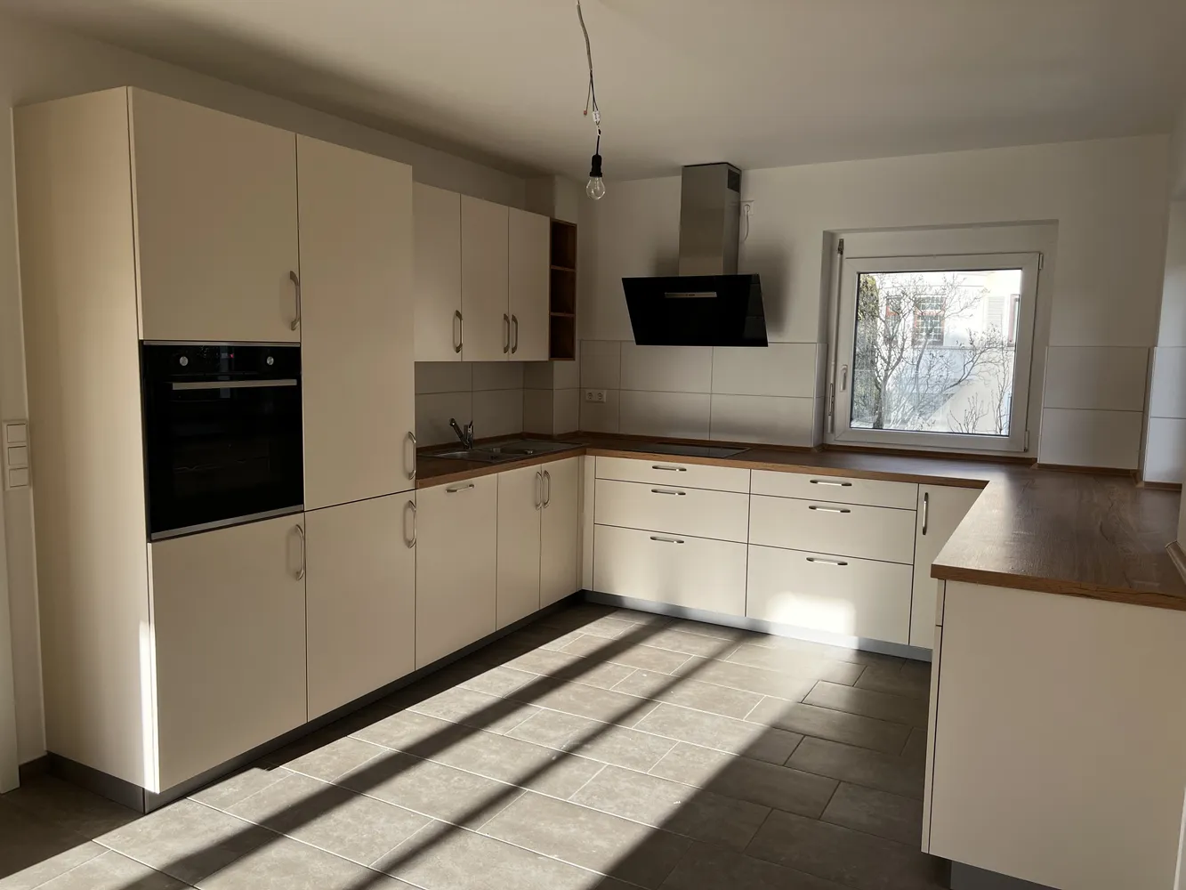 3 Zimmer Wohnung mit 84 m² in Esslingen am Neckar – Bild 2