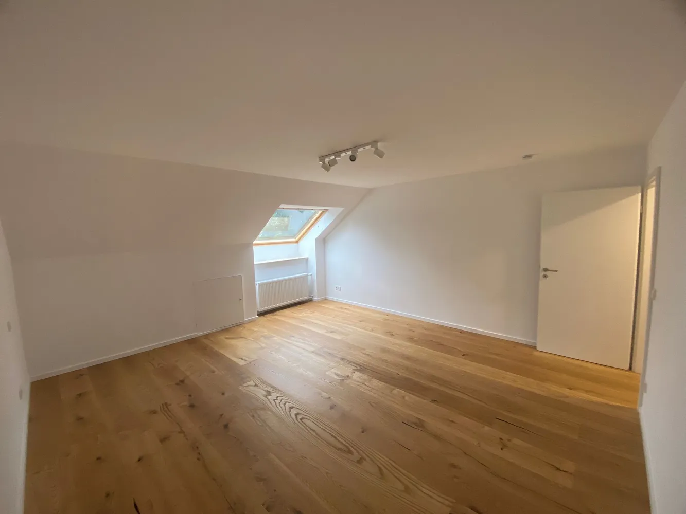 3 Zimmer Wohnung mit 100 m² in Neuss – Bild 8