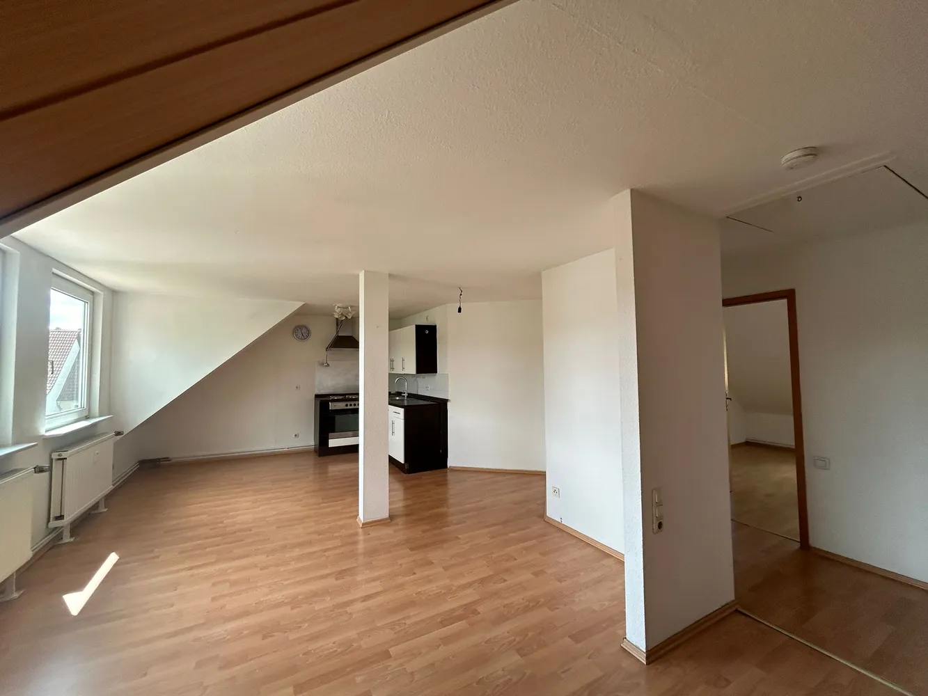 3 Zimmer Wohnung mit 64 m² in Hannover – Bild 2