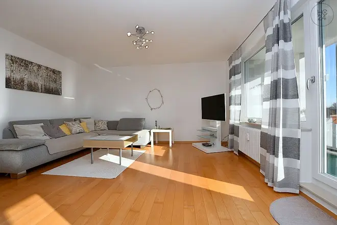 4 Zimmer Wohnung mit 80 m² in Stuttgart – Bild 1