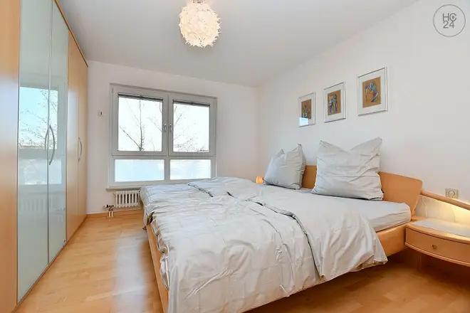4 Zimmer Wohnung mit 80 m² in Stuttgart – Bild 2