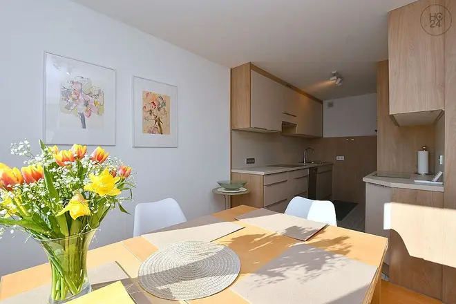 4 Zimmer Wohnung mit 80 m² in Stuttgart – Bild 3