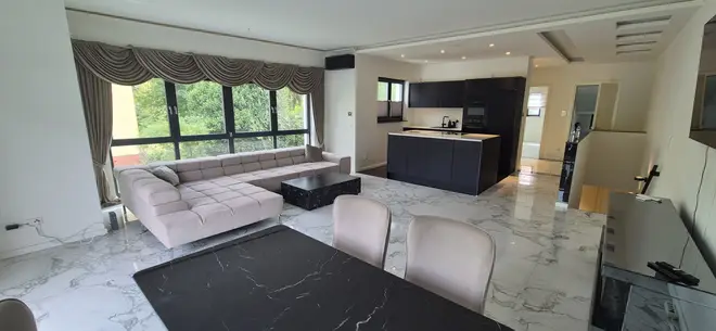 4 Zimmer Wohnung mit 155 m² in Berlin – Bild 11