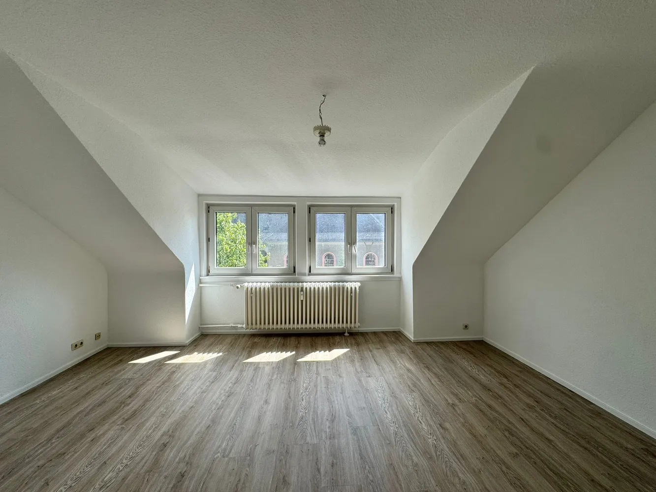 2 Zimmer Wohnung mit 55 m² in Wiesbaden – Bild 1