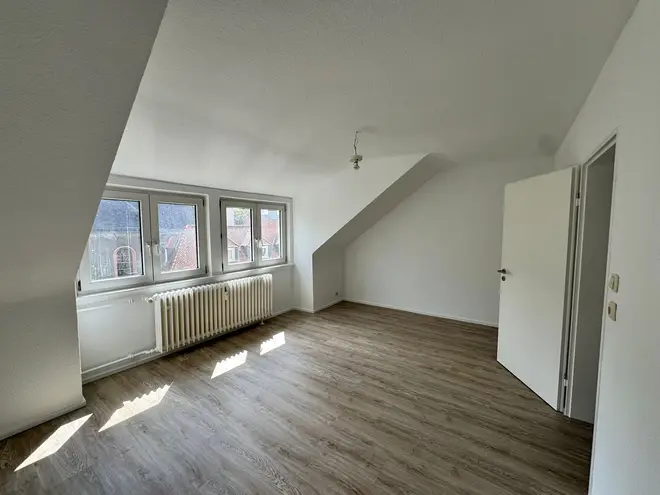 2 Zimmer Wohnung mit 55 m² in Wiesbaden – Bild 2