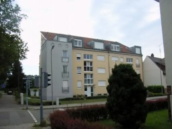3 Zimmer Wohnung mit 78 m² in Karlsruhe – Bild 2