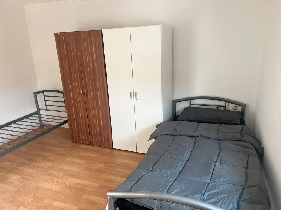 9 Zimmer Wohnung mit 160 m² in Neu-Ulm – Bild 8
