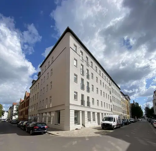 5 Zimmer Wohnung mit 128 m² in Magdeburg – Bild 1