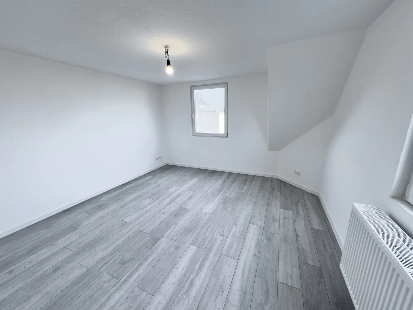 4 Zimmer Wohnung mit 123 m² in Worms – Bild 3