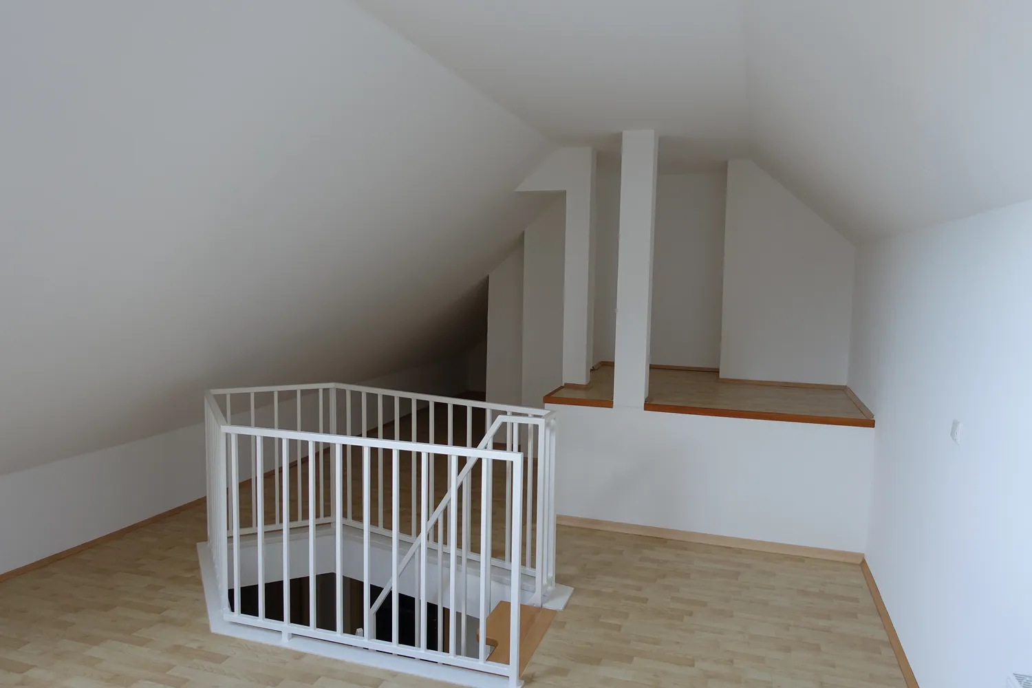 4 Zimmer Wohnung mit 86 m² in Aschaffenburg – Bild 2