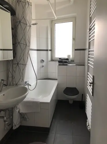 1 Zimmer Wohnung mit 36 m² in Frankfurt am Main – Bild 3