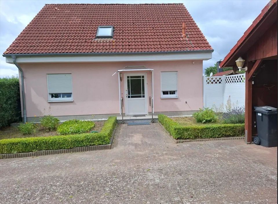 4 Zimmer Haus mit 120 m² in Schwerin – Bild 2
