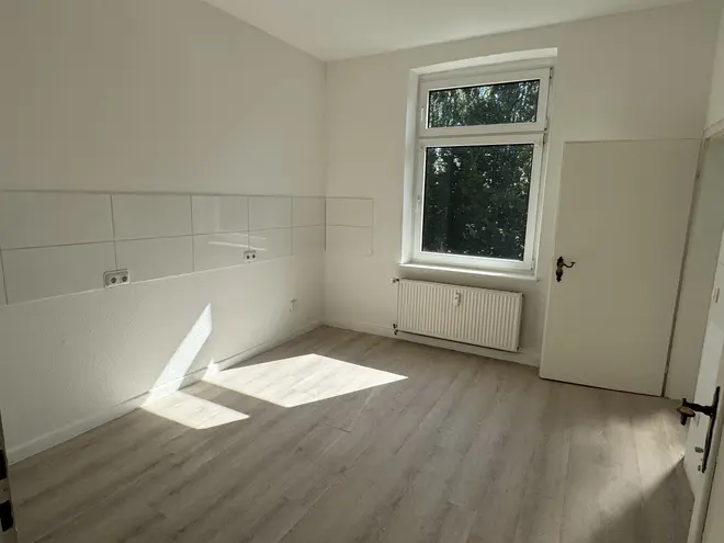 2 Zimmer Wohnung mit 73 m² in Oberhausen – Bild 2