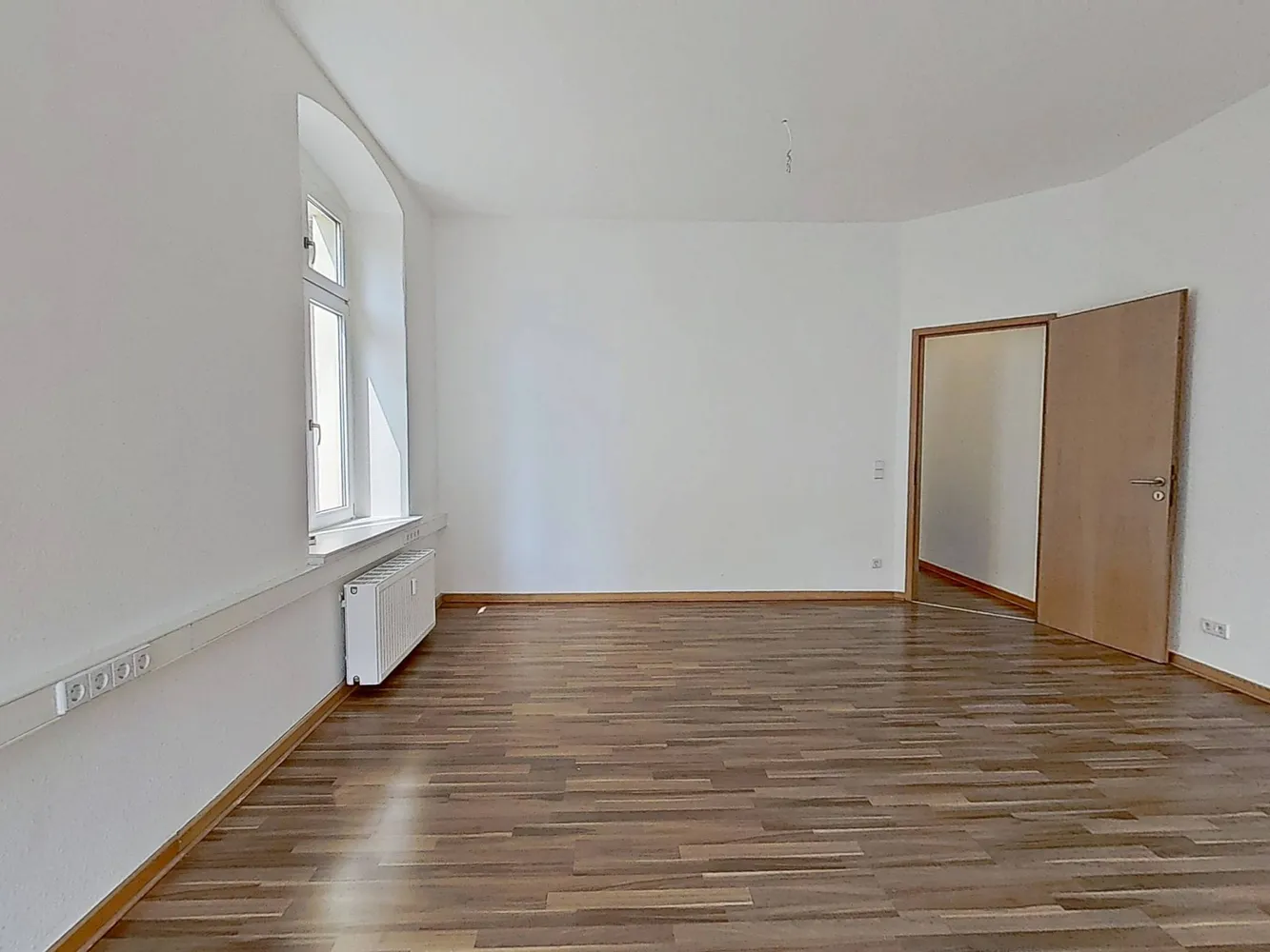 4 Zimmer Wohnung mit 130 m² in Magdeburg – Bild 3