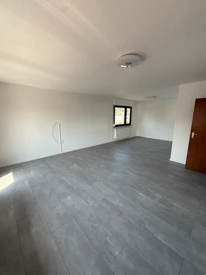 4 Zimmer Wohnung mit 105 m² in Reutlingen – Bild 1
