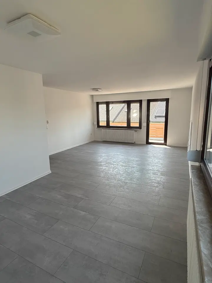 4 Zimmer Wohnung mit 105 m² in Reutlingen – Bild 2