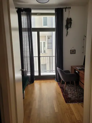 3 Zimmer Wohnung mit 100 m² in Frankfurt am Main – Bild 2