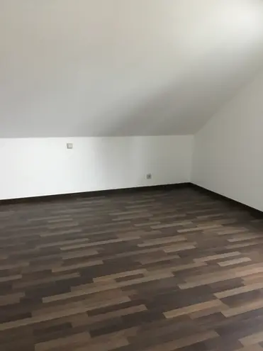 4 Zimmer Wohnung mit 85 m² in Saarbrücken – Bild 1