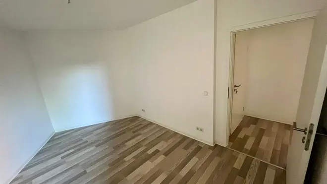 2 Zimmer Wohnung mit 65 m² in Saarbrücken – Bild 3