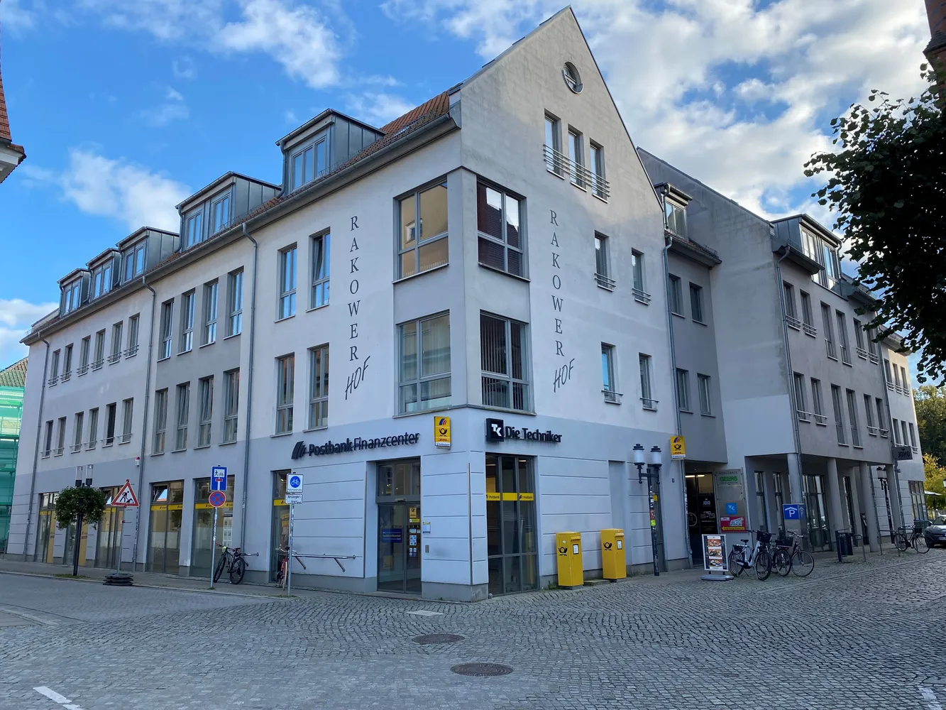 4 Zimmer Wohnung mit 95 m² in Greifswald – Bild 1