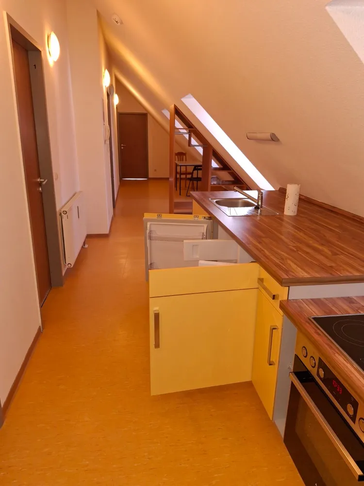 4 Zimmer Wohnung mit 95 m² in Greifswald – Bild 2