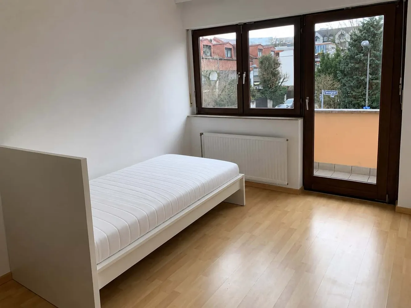 WG-Zimmer mit 15 m² in Frankfurt am Main – Bild 1