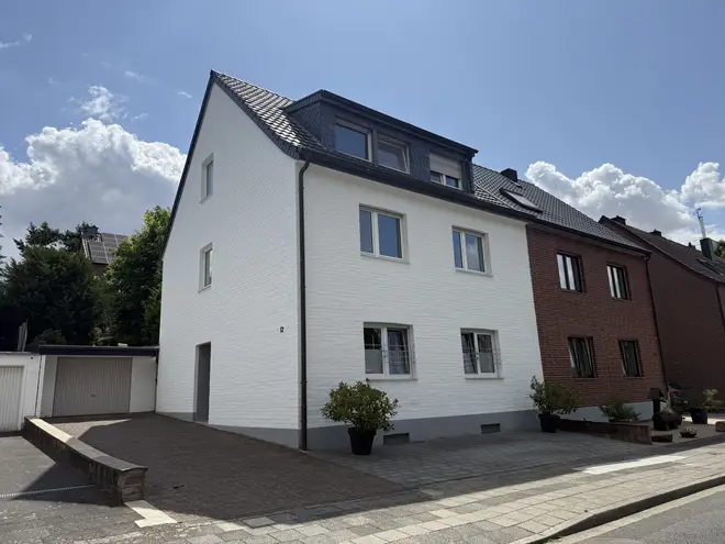 3 Zimmer Wohnung mit 120 m² in Mönchengladbach – Bild 1
