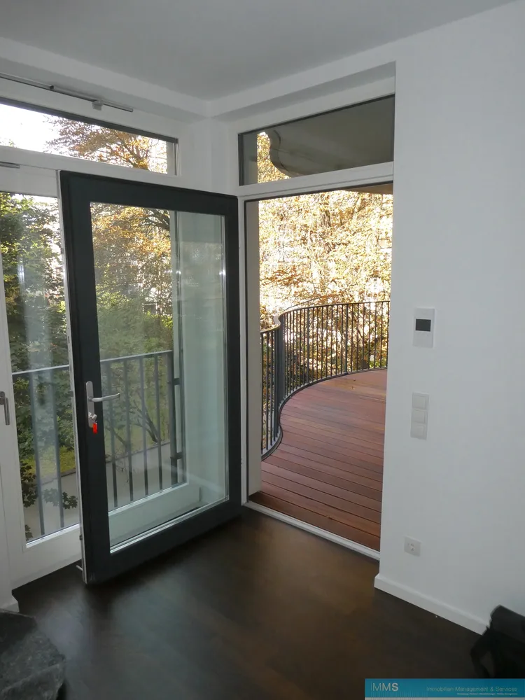 3 Zimmer Wohnung mit 107 m² in Berlin – Bild 3