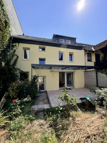 6 Zimmer Haus mit 170 m² in Wiesbaden – Bild 11