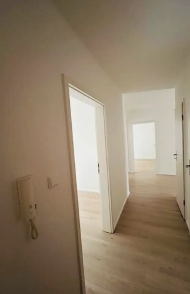3 Zimmer Wohnung mit 76 m² in Detmold – Bild 3
