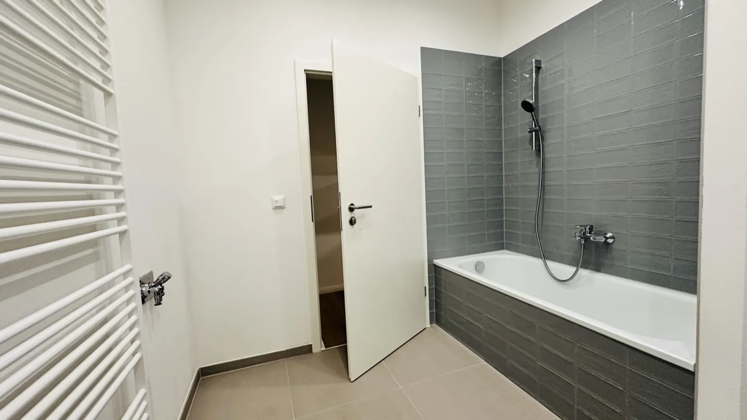 4 Zimmer Wohnung mit 102 m² in Berlin – Bild 6