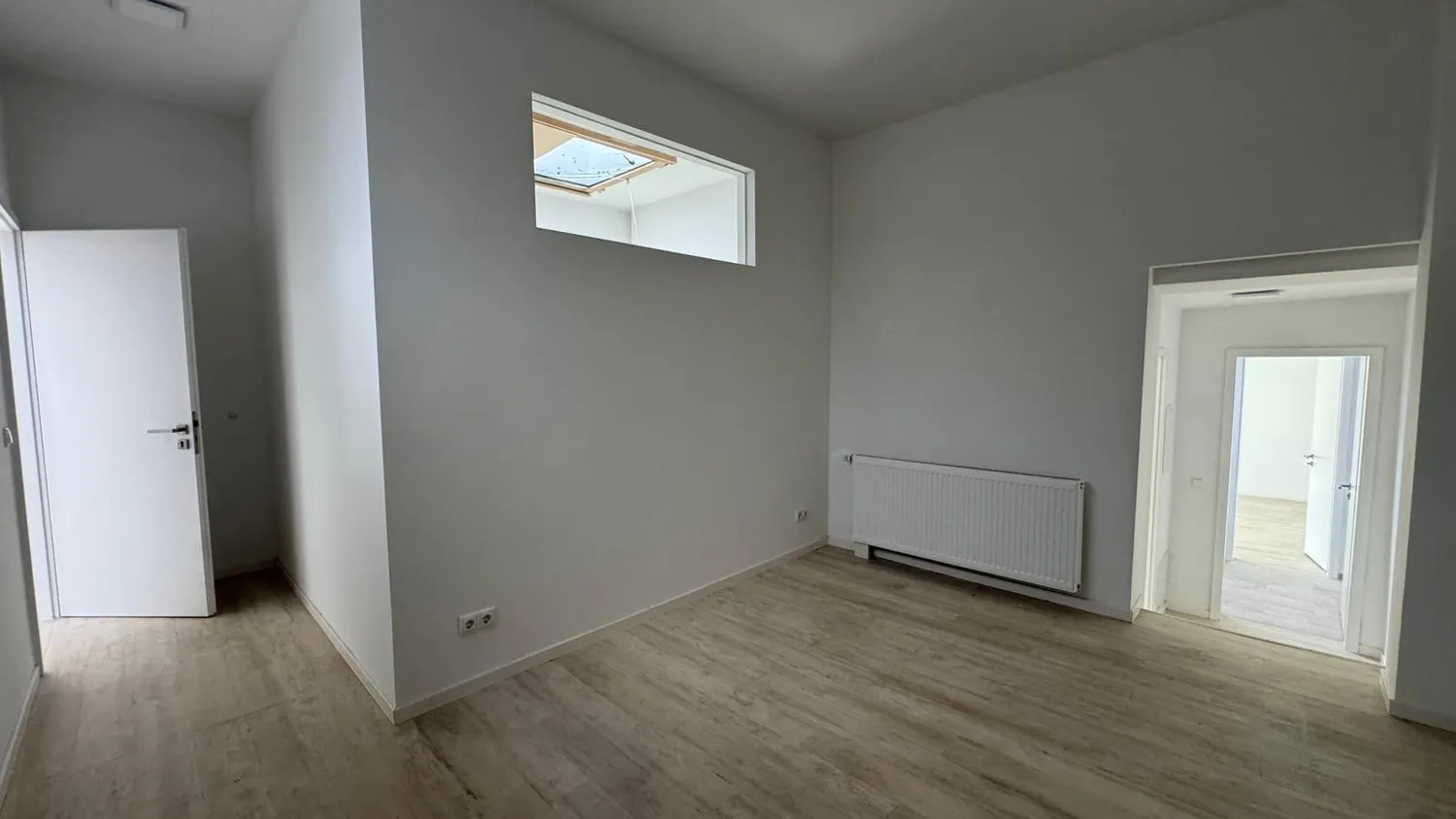 6 Zimmer Wohnung mit 173 m² in Dessau-Roßlau – Bild 12