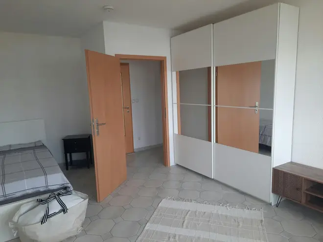 WG-Zimmer mit 30 m² in München – Bild 1
