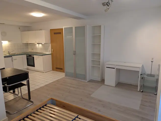 1 Zimmer Wohnung mit 30 m² in Stuttgart – Bild 1