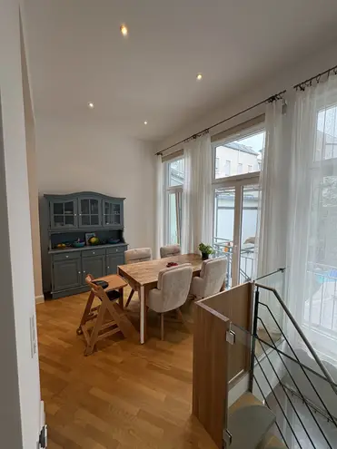 4 Zimmer Wohnung mit 130 m² in Bonn – Bild 9