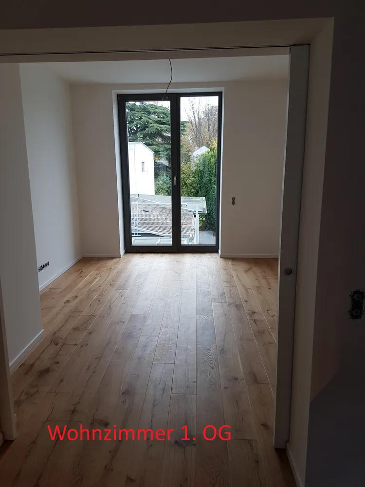 4 Zimmer Wohnung mit 98 m² in Köln – Bild 1