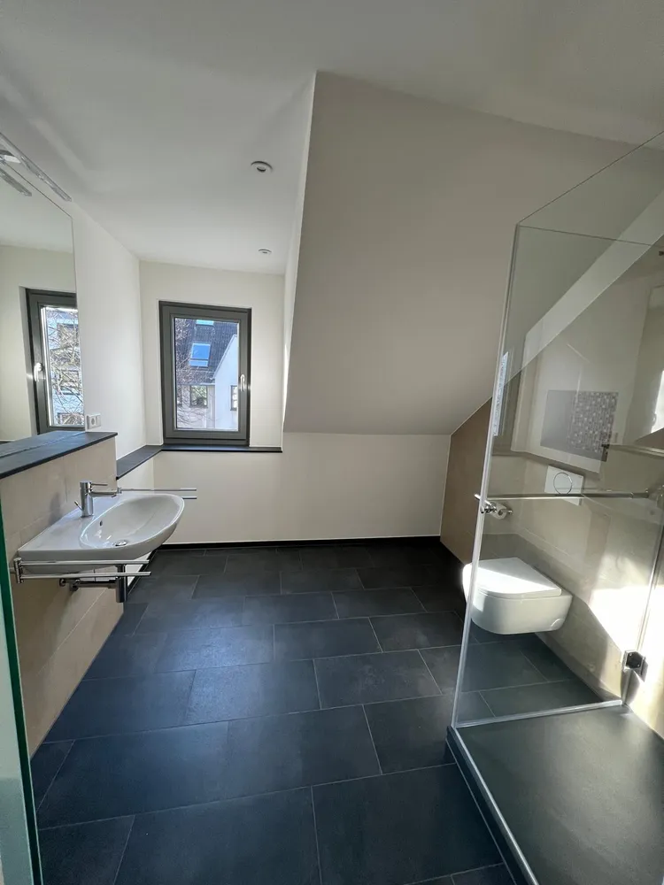 4 Zimmer Wohnung mit 98 m² in Köln – Bild 12