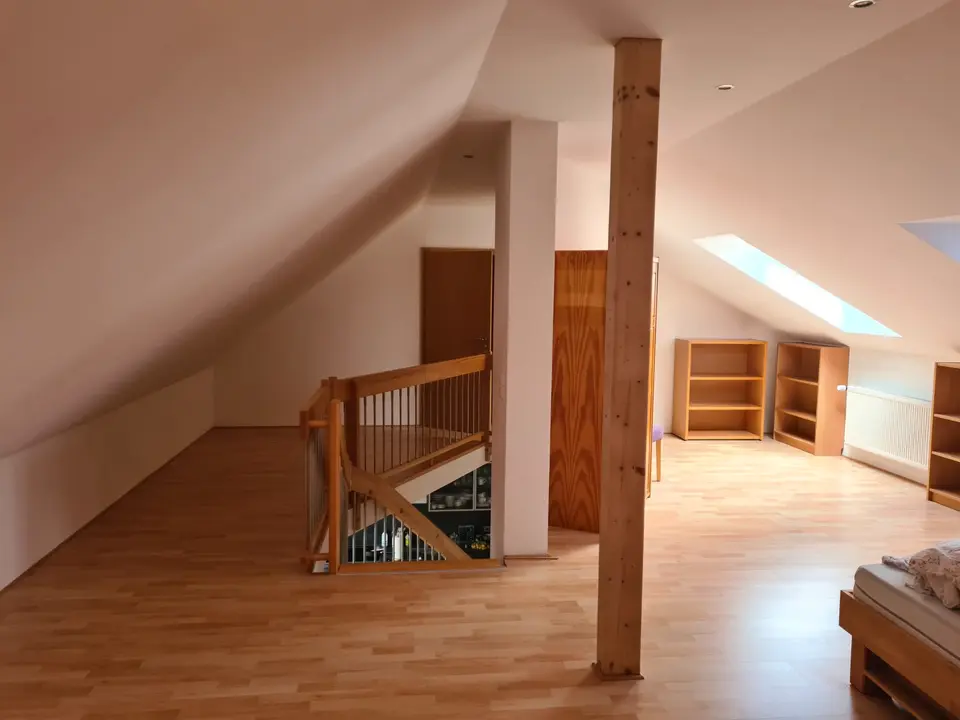 4 Zimmer Wohnung mit 114 m² in Weimar – Bild 3