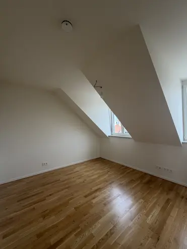 4 Zimmer Wohnung mit 132 m² in Dresden – Bild 6