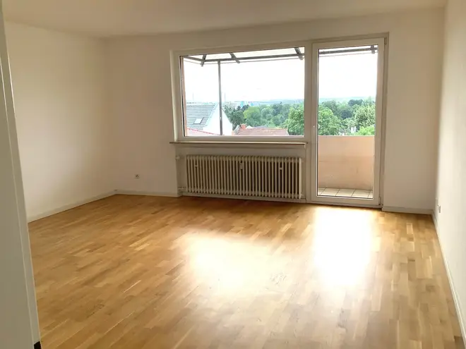 4 Zimmer Wohnung mit 104 m² in Frankfurt am Main – Bild 3