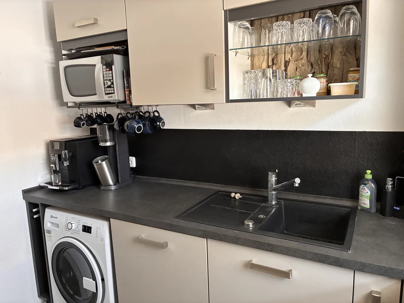 3 Zimmer Wohnung mit 100 m² in Wiesbaden – Bild 9