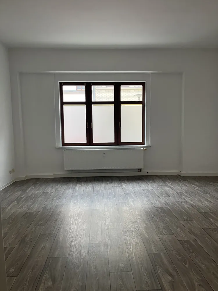 2 Zimmer Wohnung mit 80 m² in Plauen – Bild 11