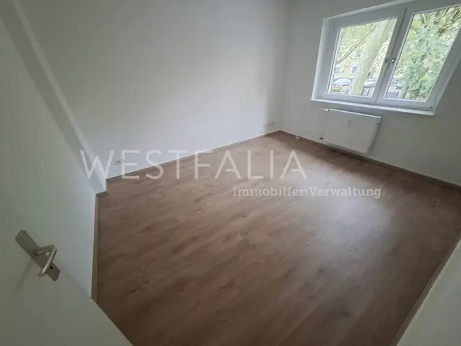 5 Zimmer Wohnung mit 91 m² in Duisburg – Bild 1
