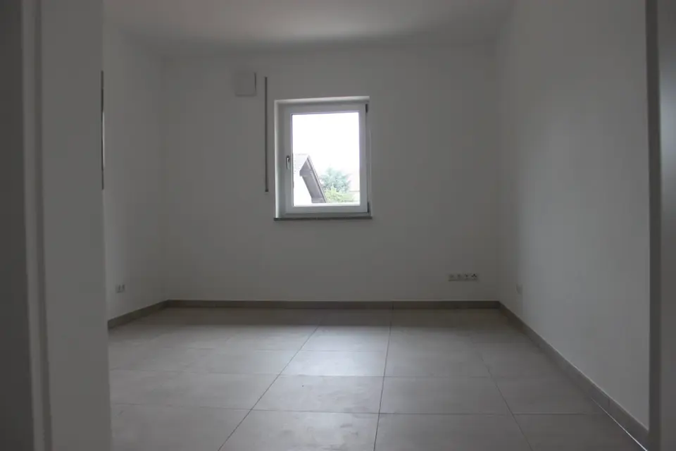 3 Zimmer Wohnung mit 100 m² in Cham – Bild 1
