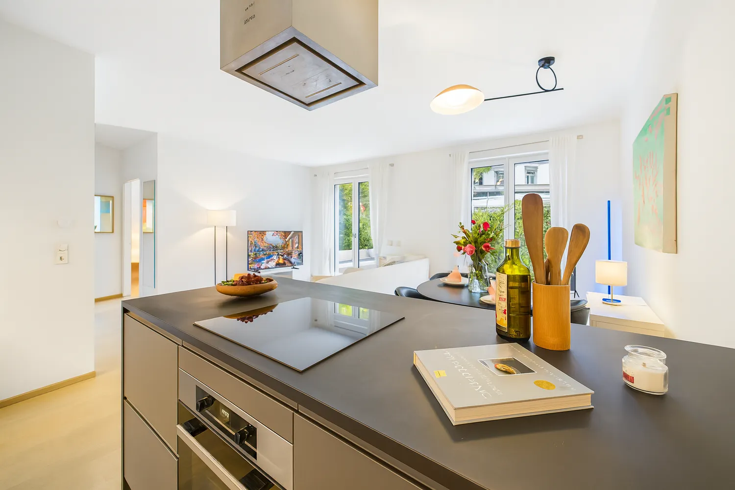 2 Zimmer Wohnung mit 60 m² in Wiesbaden – Bild 2