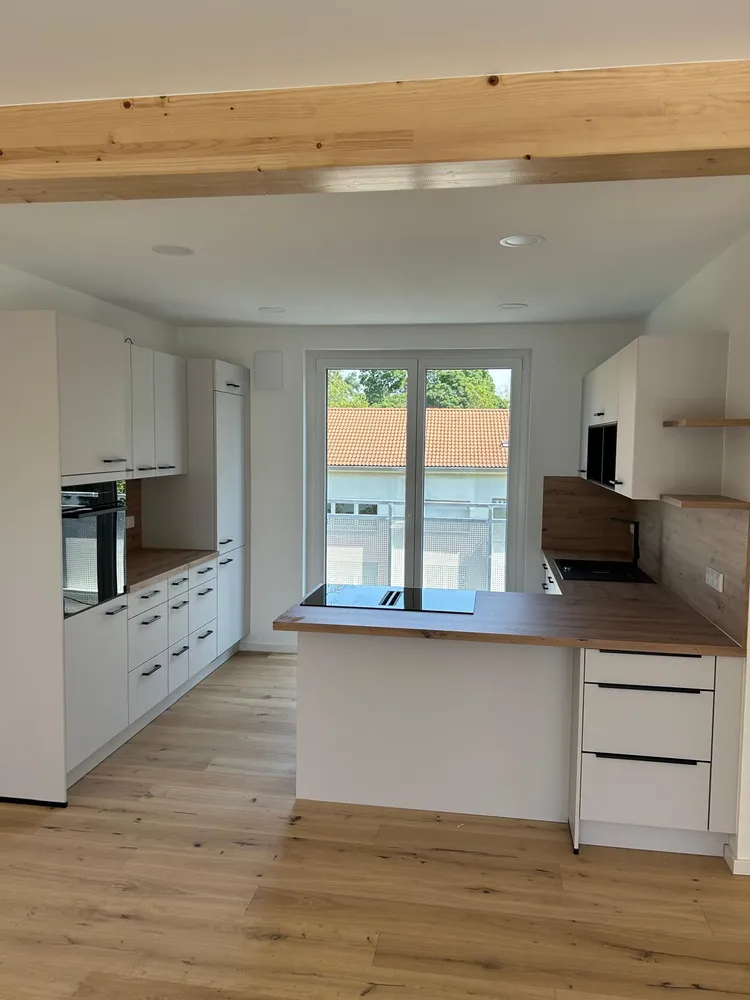 2 Zimmer Wohnung mit 79 m² in Erlangen – Bild 1